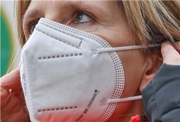 Das Land Niedersachsen schreibt das Tragen von FFP2-Masken in allen Einzelhandelsgeschäften vor. 