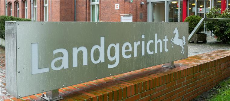 Messerattacke in Hodenhagen: Gericht schickt Täter in Klinik Das Landgericht in Verden.Assanimoghaddam/dpa