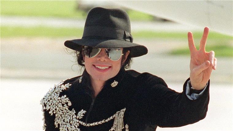 Das Leben von Popstar Michael Jackson soll verfilmt werden.