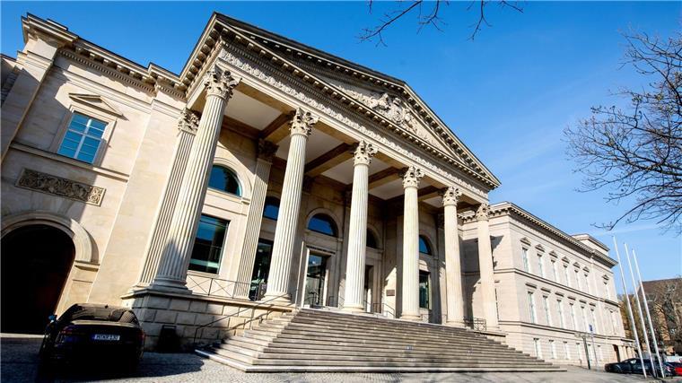Landtag beschließt Haushalt mit mehr als 42 Milliarden Euro Das Leineschloss, Sitz des niedersächsischen Landtags, am Hannah-Arendt-Platz.