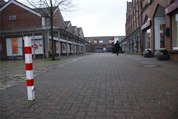 Das wünschen sich die Bürger im Ortskern von Langen Das Lindenhof-Zentrum in der Ortsmitte von Langen: Eine Belebung des Areals steht bei der Online-Befragung der Bürger ganz hoch im Kurs.
