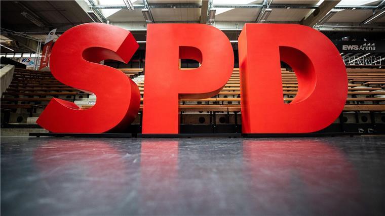 Umfrage: SPD in Niedersachsen weiter vor CDU: AfD legt zu Das Logo der SPD ist zu sehen.