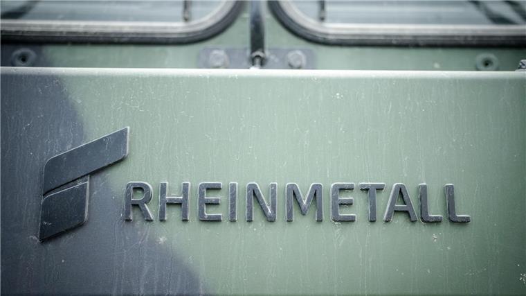 Rheinmetall will „globaler Rüstungschampion“ werden Das Logo des Rüstungskonzerns Rheinmetall an einem Fahrzeug der Bundeswehr bei der Nato-Übung Quadriga 2024.