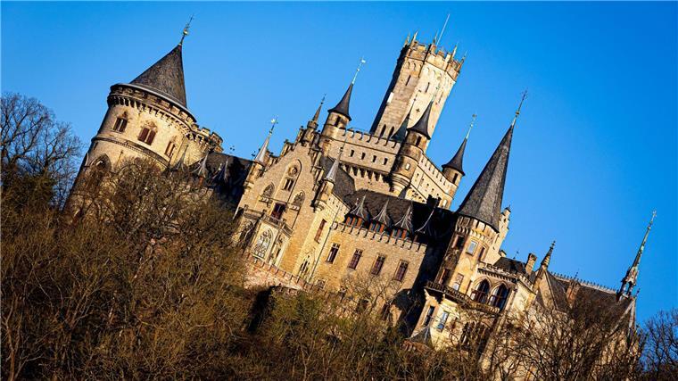 Zeitung: Sanierung der Marienburg verzögert sich Das Märchenschloss bei Hannover muss saniert werden, allerdings dürfte sich das verzögern.