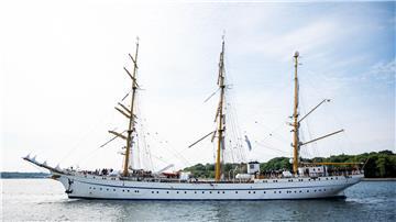 Das Marine-Segelschulschiff „Gorch Fock“ läuft Richtung Spanien aus. (Symbolbild)