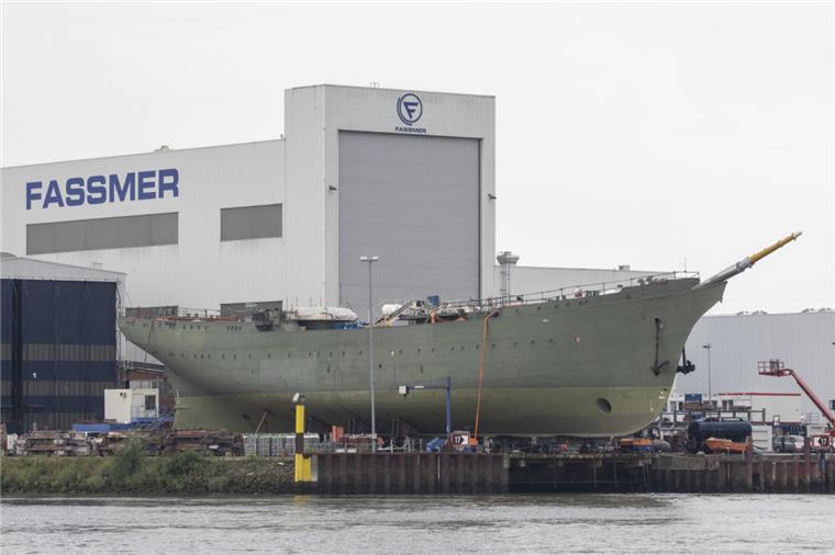 "Gorch Fock"-Sanierer warten auf Entscheidung des Kartellamtes Das Marineschulschiff «Gorch Fock» liegt bei der Fassmer Werft an der Weser auf dem Trockenen. Bei der Sanierung des Marineschulschiffs «Gorch Fock» warten mehrere Werften dringend auf einen Beschluss des Bundeskartellamts.