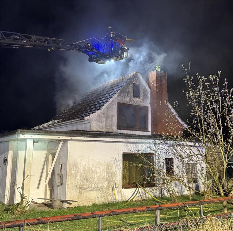 Brennendes Haus