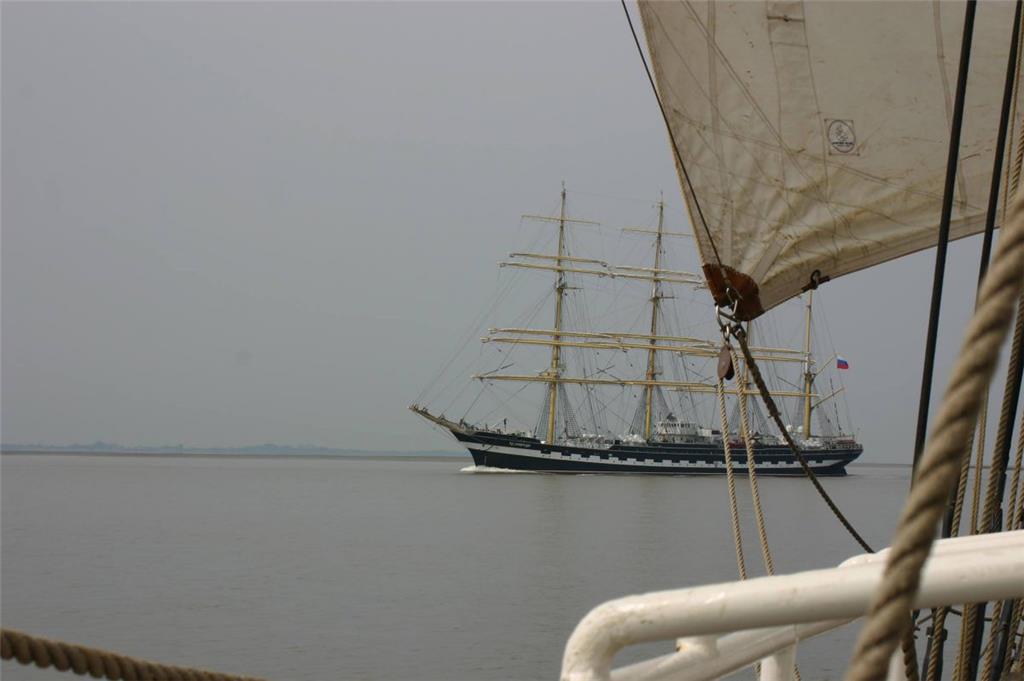 Das Open-Ship-Angebot haben zahlreiche Besucher genutzt und die Schiffe besichti...