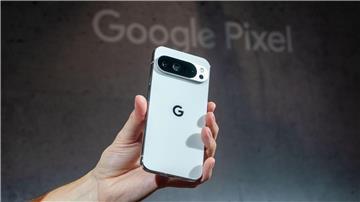Das Pixel 10 wurde kurz vor dem erwarteten Debüt neuer iPhones vorgestellt.