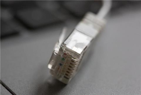 Das „Recht auf schnelles Internet“ besteht seit Ende 2021 und soll Menschen auf dem Land etwas bringen.
