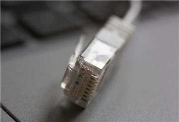 Das „Recht auf schnelles Internet“ besteht seit Ende 2021 und soll Menschen auf dem Land etwas bringen.