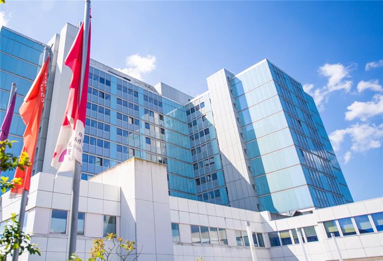 Corona: Reinkenheide richtet wieder Isolierstation ein Das Reinkenheider Klinikum bereitet sich darauf vor, vermehrt Covid-Patienten aufzunehmen.