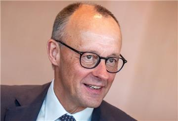 Bundeskanzler Friedrich Merz (CDU) kommt zu Beginn der Sitzung des Bundeskabinett im Kanzleramt.