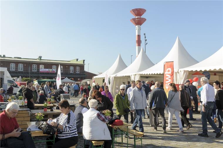 Das Schaufenster Fischereihafen ist ein Anlaufpunkt geworden. Doch die Busanbindung für den Fischereihafen müsste verbessert werden, findet Bremerhavens Oberbürgermeister Melf Grantz.