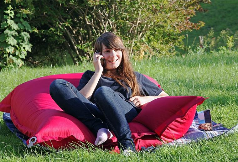 Bei Anruf Ausbildungsstelle! Telefonaktion Ausbildung 2020 Das schöne Wetter genießen und gleichzeitig die Zukunft klar machen: Mit der Telefonmesse der Agentur für Arbeit.