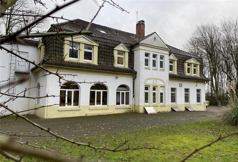 Kosten offengelegt! So teuer ist das Schullandheim in Bad Bederkesa Das Schullandheim Bederkesa kostet Bremerhaven viel Geld.