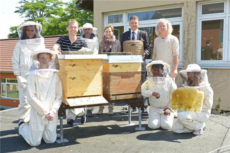 15000 Euro für Tier- und Naturschutz Das Schulprojekt "Von Hummeln und Bienen" gehört zu den Vorhaben, die die Bremerhavener Stiftung Tier- und Naturschutz in den zurückliegenden fünf Jahren unterstützt hat.