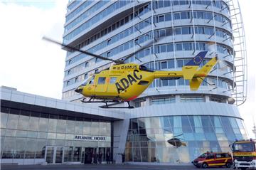 Das schwer verletzte Mädchen musste mit einem Rettungshubschrauber ins Krankenhaus gebracht werden. 