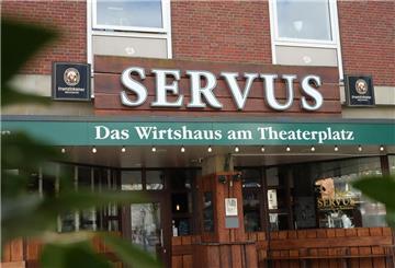 Außenansicht Wirtshaus Servus