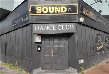 Die Eingangstür des Sound.
