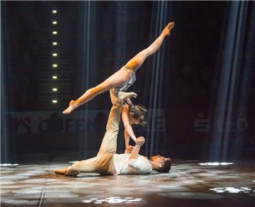 Das spanische Duo Jose y Gaby ist auf den Showbühnen der Welt zu Gast. In Oldenb...