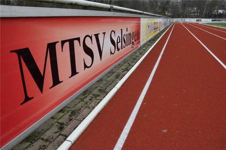 Selsingen: MTSV auf der Suche nach neuem "Chef" Das Sportgelände des MTSV Selsingen. Der Verein hat mehr als 1400 Mitglieder. Die Suche nach einem Nachfolger für den Vorsitzenden gestaltet sich bislang schwierig.