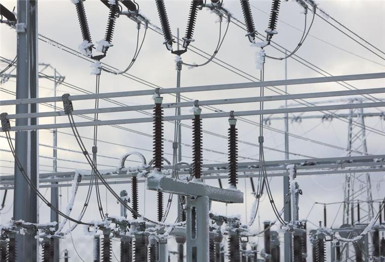 Schon wieder Stromausfall in Bremerhaven Das Symbolfoto zeigt ein Umspannwerk.