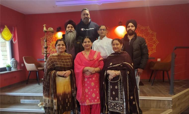 Authentische indische Gerichte in Bremerhaven Das Team vom Tandoori