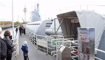 Das U-Boot „Wilhelm Bauer“ liegt seit 1984 als Technikmuseum im Alten Hafen von Bremerhaven. Mehr als 80.000 „Seh“-Leute besuchen das Unterseeboot in jedem Jahr.