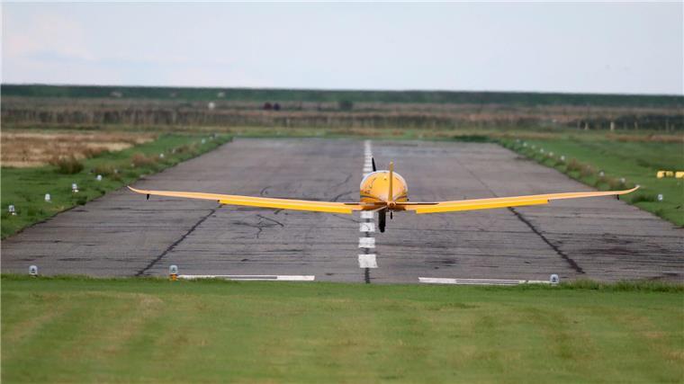 Erstmals E-Flugzeug am Flughafen Hannover gelandet Das vollelektrische Ultraleicht-Flugzeug „Elektra Trainer“ landet auf dem Flugplatz der Insel Norderney.
