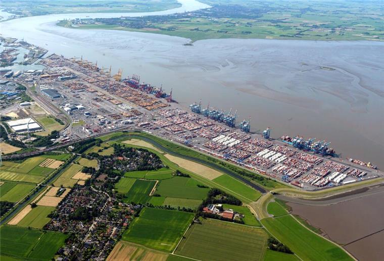 Mit blauem Auge davon gekommen: Hier droht Bremerhaven und der Region Hochwasser-Gefahr Das Weddewarder Siel wurde für den Bau des CTIV versetzt.