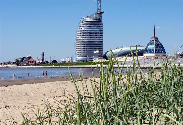 Aufsich auf die Stadt vom Strand 