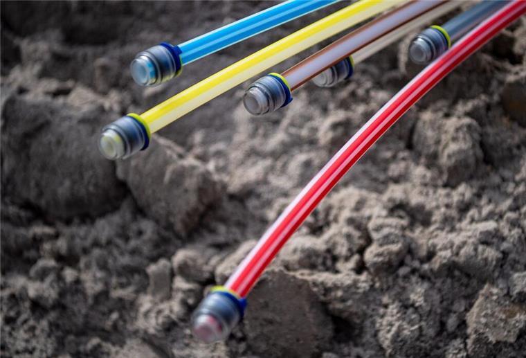 Schnelles Internet für (fast) alle in der Wesermarsch Glasfaserkabel