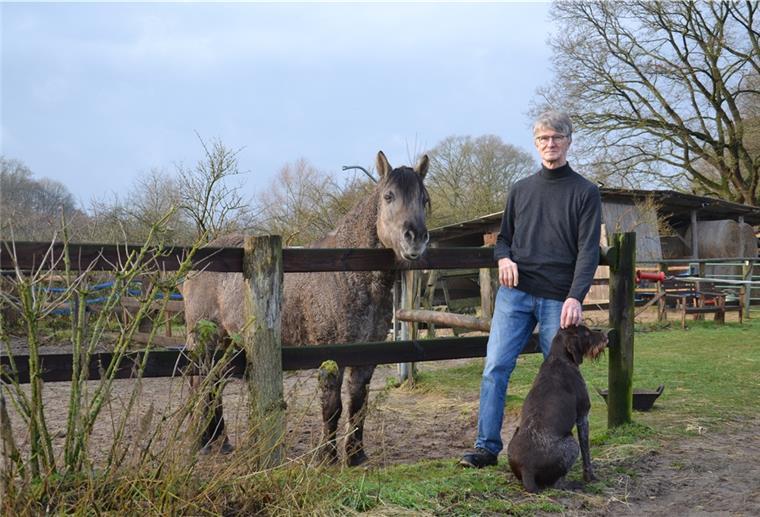 Wenn der Bohrer vor der Tür steht Reitpony Odin, Volker Lienau und Hund Theo