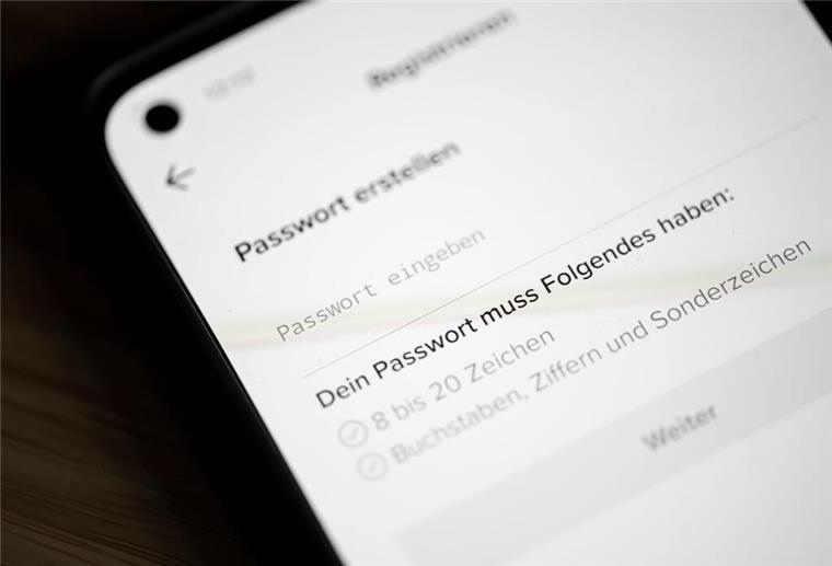 Passwort-Diebstahl: Diese Tricks nutzen Kriminelle – und so schützt man sich Ein sicheres Passwort zu erstellen, ist entscheidend für den Schutz von Online-Konten.