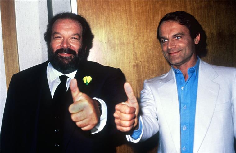 Bud Spencer, Winnetou und Polizeiruf: Das läuft an Neujahr im Fernsehen Daumen hoch für das TV-Programm an Neujahr: Bud Spencer und Terence Hill haben die Ehre.