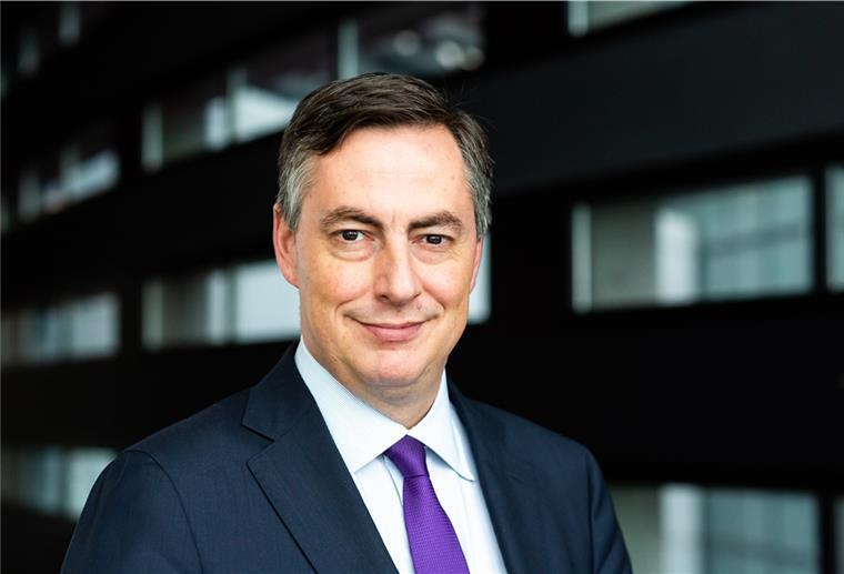 David McAllister fordert Reisefreiheit David McAllister hat die EU zu einer stärkeren Zusammenarbeit zum Schutz des Schengen-Abkommens aufgefordert.