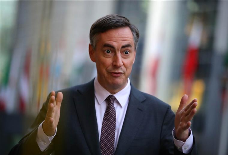 McAllister fürchtet Beeinträchtigungen durch Brexit David McAllister, Abgeordneter im Europäischen Parlament, äußert sich im Europäischen Parlament.
