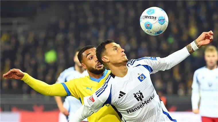 HSV-Profi Selke will „gern noch mal im Ausland spielen“ Davie Selke vom HSV könnte sich ein Engagement im Ausland vorstellen.