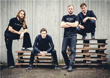 De Winnewupps, das sind (von links) Matthias Becker, Tammo Gollenstede, Patrick Frerichs und Thorben Scholz, sind nächste Woche Montag um 18 Uhr auf RTL Nord im Fernsehen zu sehen.