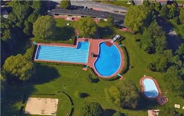 Dem Freibad Grünhöfe droht die Schließung. Der Förderverein will das verhindern.