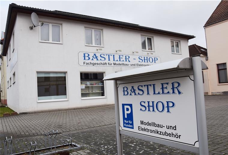 Nordenhamer Bastler-Shop verkauft jetzt nur noch online Den Laden an der Viktoriastraße gibt es seit 2002, vorher war der Bastler-Shop an der Wilhelmstraße zu Hause gewesen. Jetzt wird nur noch übers Internet verkauft.