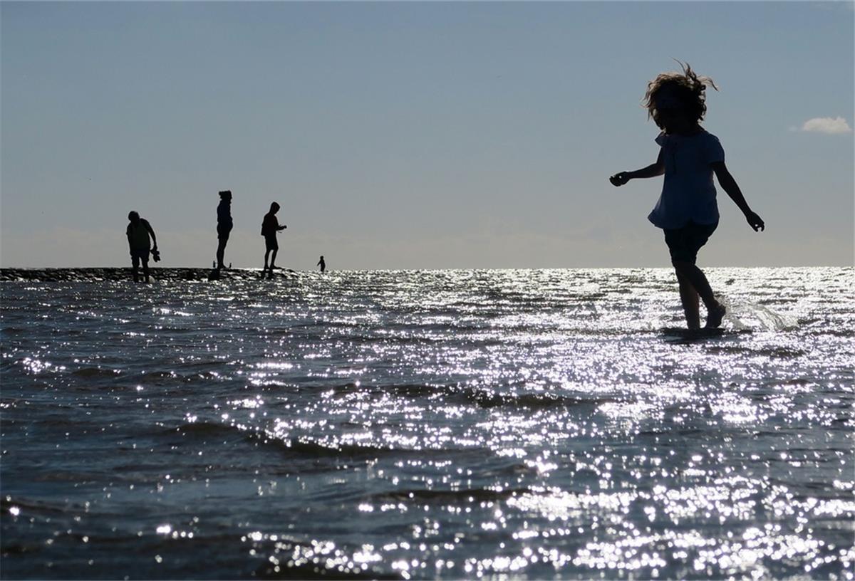 Sicherheit im Sommerurlaub - So macht ihr alles richtig Familien am Meer