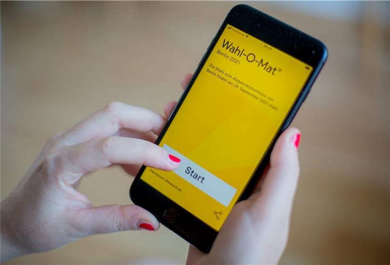 Startschuss für den Wahl-O-Mat zur Bundestagswahl Die App des Wahl-o-Mats.