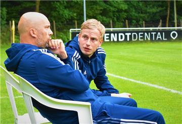 Dennis Ley, Trainer der Leher TS, und sen Assistent Stephen Zander sahen eine kämpferisch starke Leistung ihrer Mannschaft.