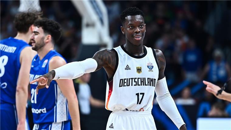 Die Gesichter des deutschen Basketball-Erfolgs Dennis Schröder gibt bei den deutschen Basketballern die Richtung vor.