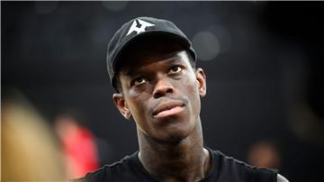 Dennis Schröder weiß nicht, ob er bei Olympia 2028 noch am Ball sein wird.