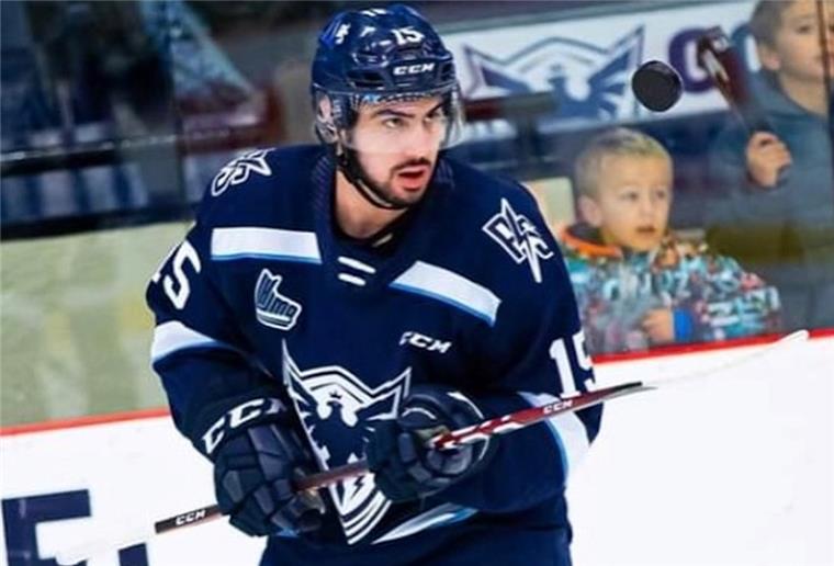 Der 21-jährige Gregory Kreutzer wechselt von den Sherbrooke Phoenix zu den Fischtwon Pinguins.