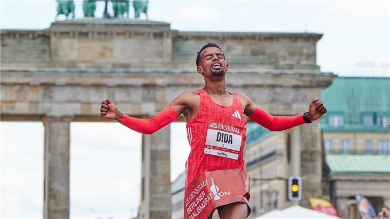 Petros läuft deutschen Rekord - Krause auf Rang elf Der Äthiopier Gemechu Dida haderte beim Berliner Halbmarathon mit dem Wind.
