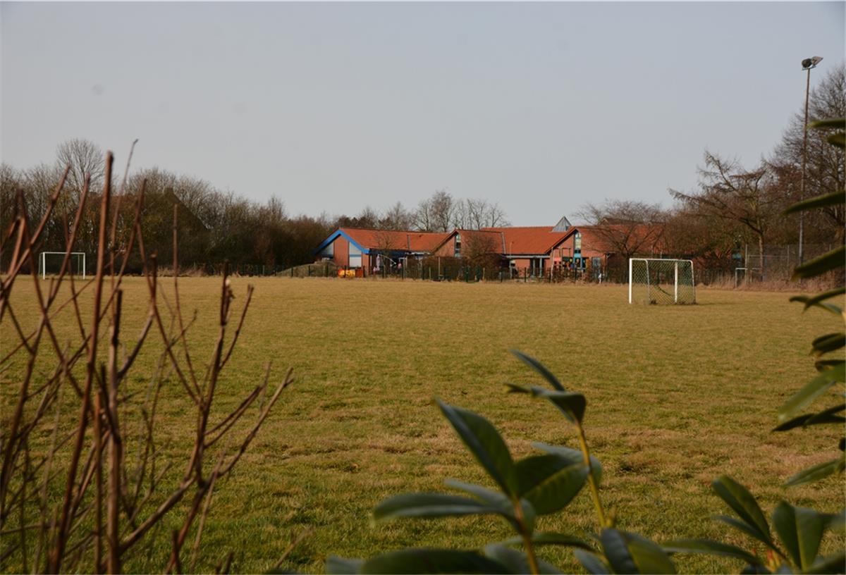 Der alte Bolzplatz in Loxstedt soll Bauland werden. Sehr zum Ärger einiger Anwohner in der Blumenstraße.